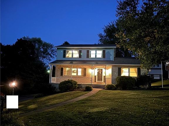 2nd image of 112 Beckett Ct