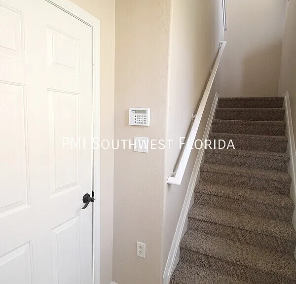 3474 Parkridge Cir — Photo 2