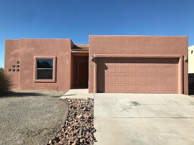 841 Chile Ct