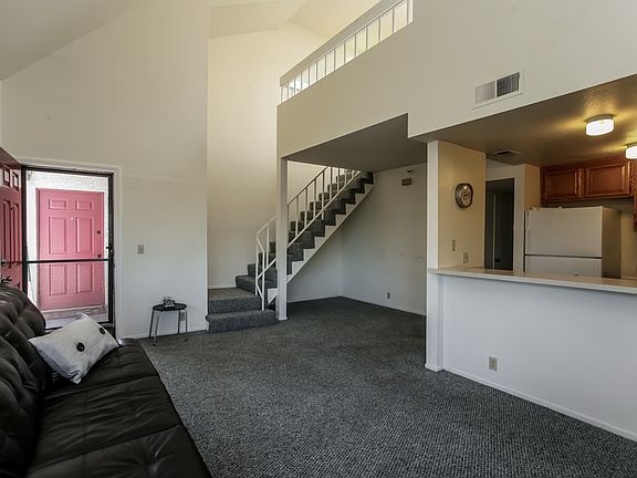 2nd image of 730 W 4th St Unit 420