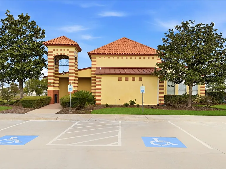 23207 Verita Ct — Photo 39