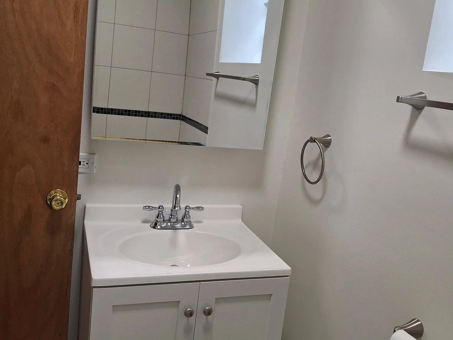 1 bed, 600 sqft, $1,200 — Photo 2