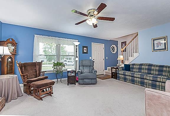 5th image of 3326 Crestmount Dr