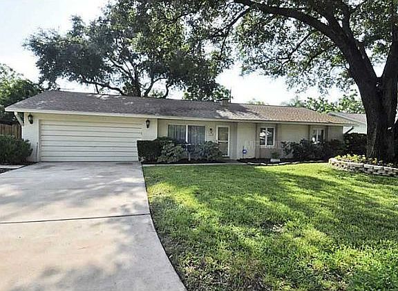 2nd image of 1219 Branda Vista Dr
