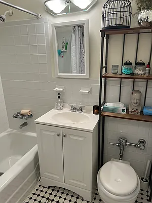 Sold by Remax Edge | media 7