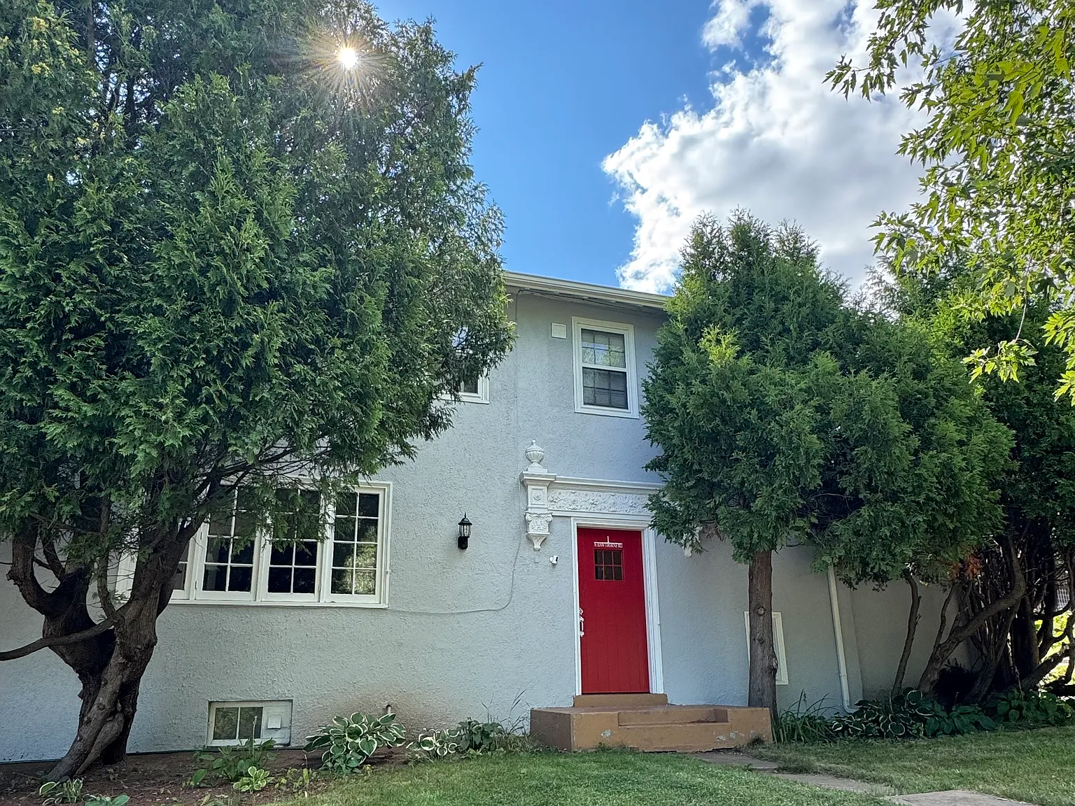 4 bed, 2150 sqft, $2,800 — Photo 1