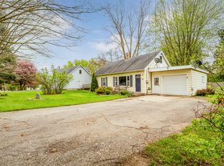 3368 Pleasant St, Berrien Springs, MI 49103