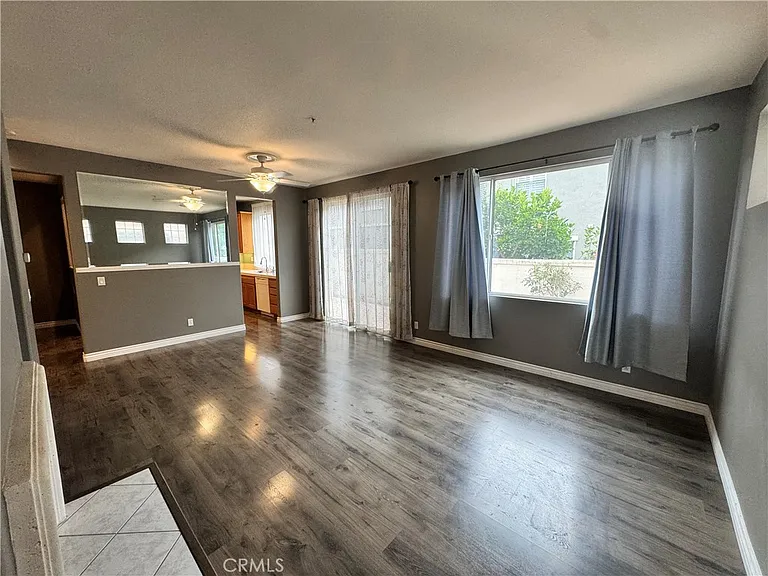 74 Seacountry Ln — Photo 3