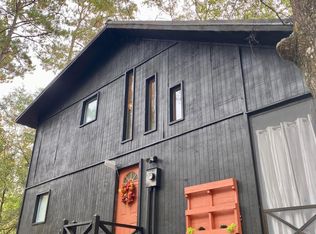 60 Landing Rd, Hattiesburg, MS 39401