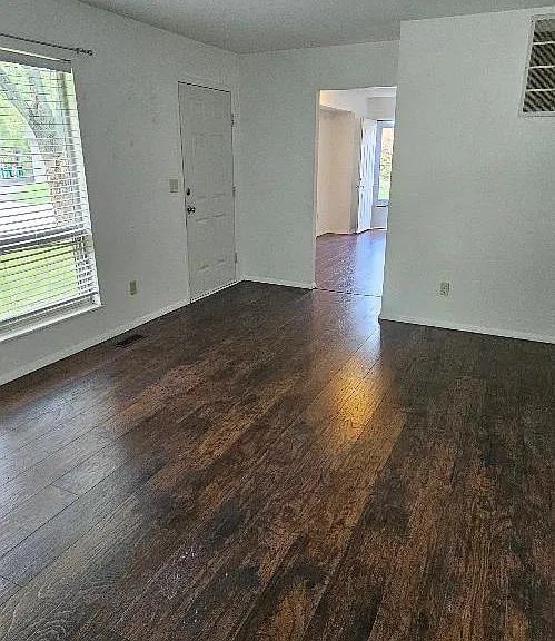 1101 W Madison St — Photo 2