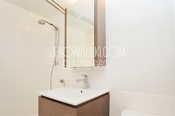 Rented by R New York | media 16