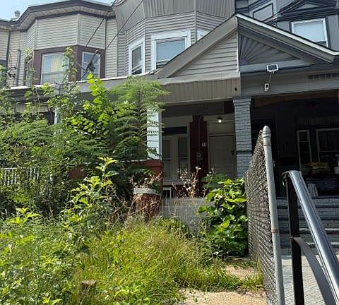 2nd image of 19 General Greene Ave