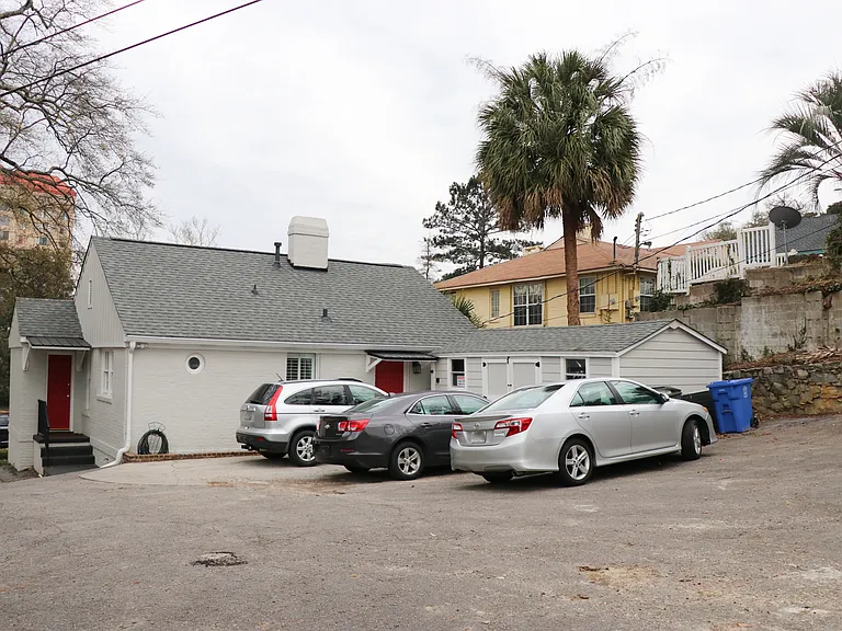 1609 Blossom St — Photo 2
