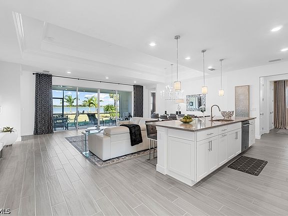 3rd image of 42363 Edgewater Dr