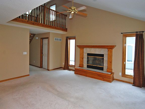 2nd image of 8207 N Bradford Ct