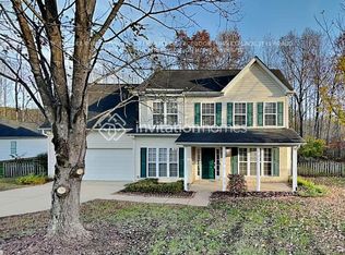 7355 Oxford Bluff Dr, Stanley, NC 28164