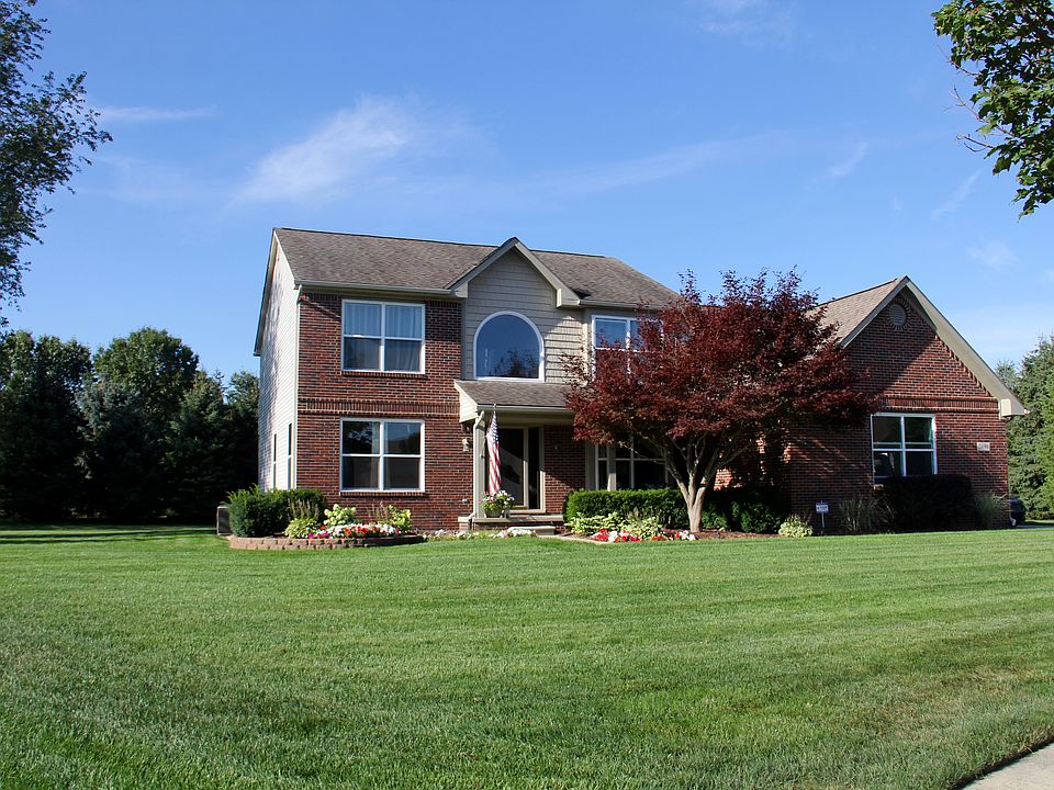 1st image of 2490 Foxgrove Dr