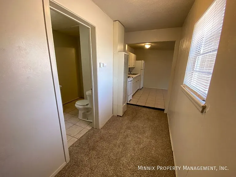 2520 41st St #C — Photo 11