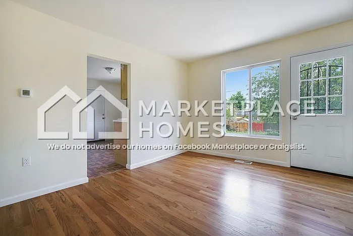 3610 Oneida St — Photo 8