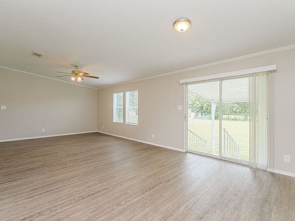 5th image of 33839 Coddle Ct