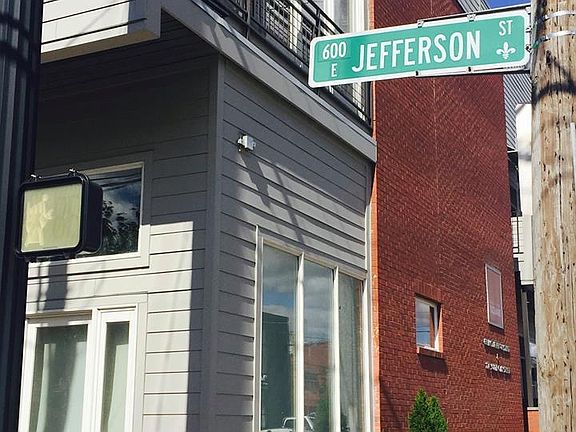 4th image of 639 E Jefferson St Unit 203