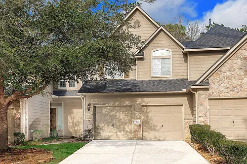 174 N Valley Oaks Cir Photo 1