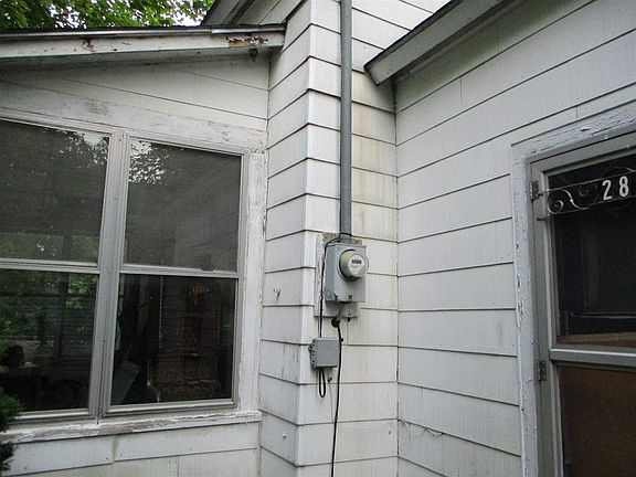 5th image of 28 & 37 River St