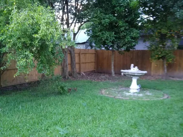 3702 Malone Dr, Pasadena, TX 77503