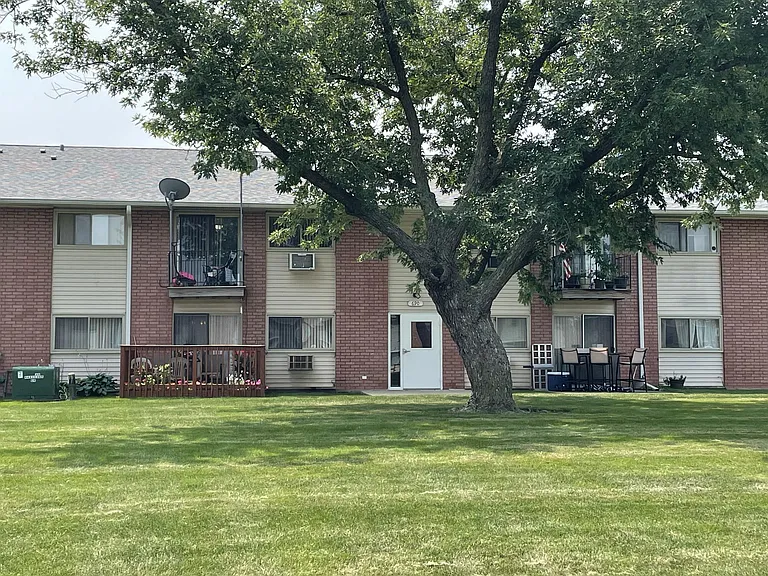 690 Marilyn Ave #206 — Photo 3