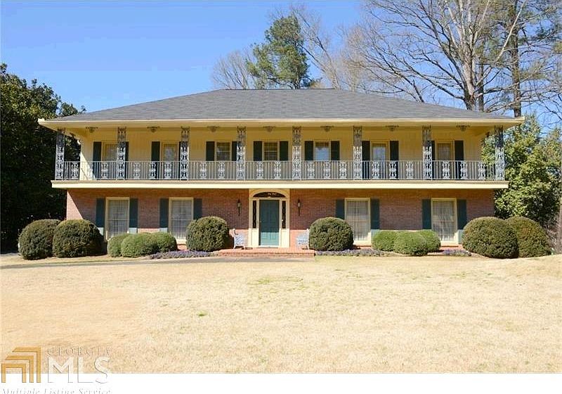 1st image of 2800 Wendland Dr NE