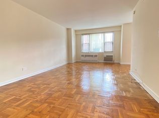 99-22 67th Rd #2M, Forest Hills, NY 11375