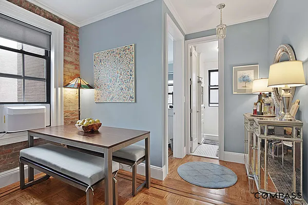 Sold by Compass | media 6