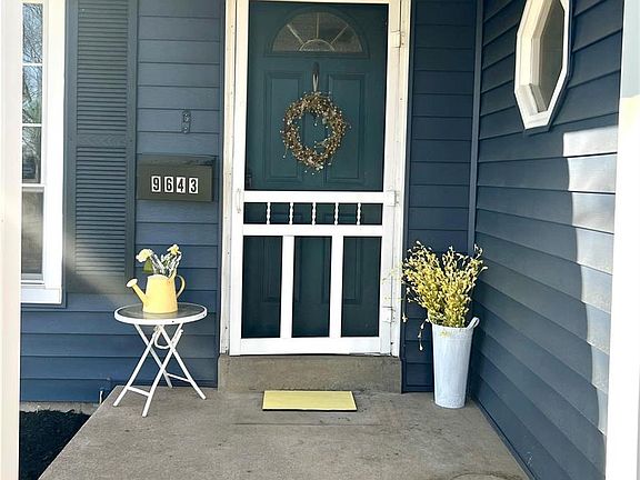 3rd image of 9643 Harold Dr
