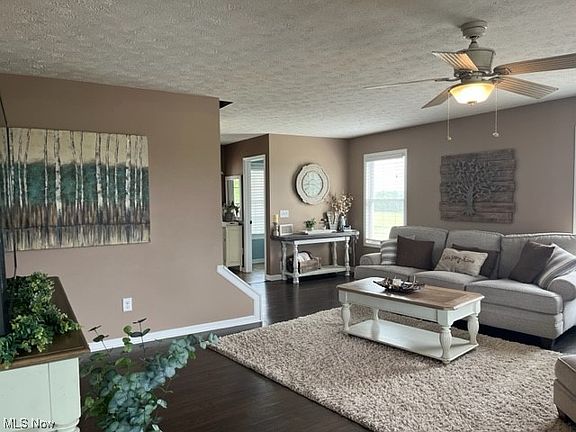 4th image of 605 Township Road 1275