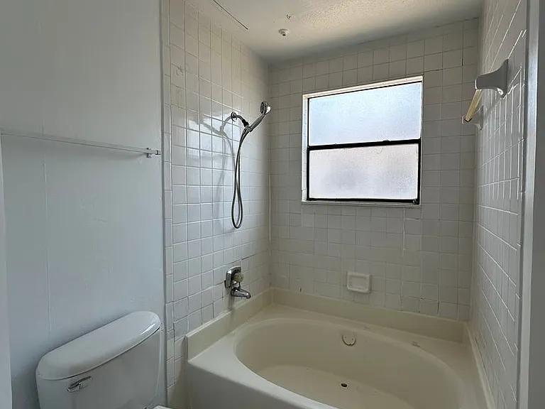 7901 Cambridge St — Photo 13