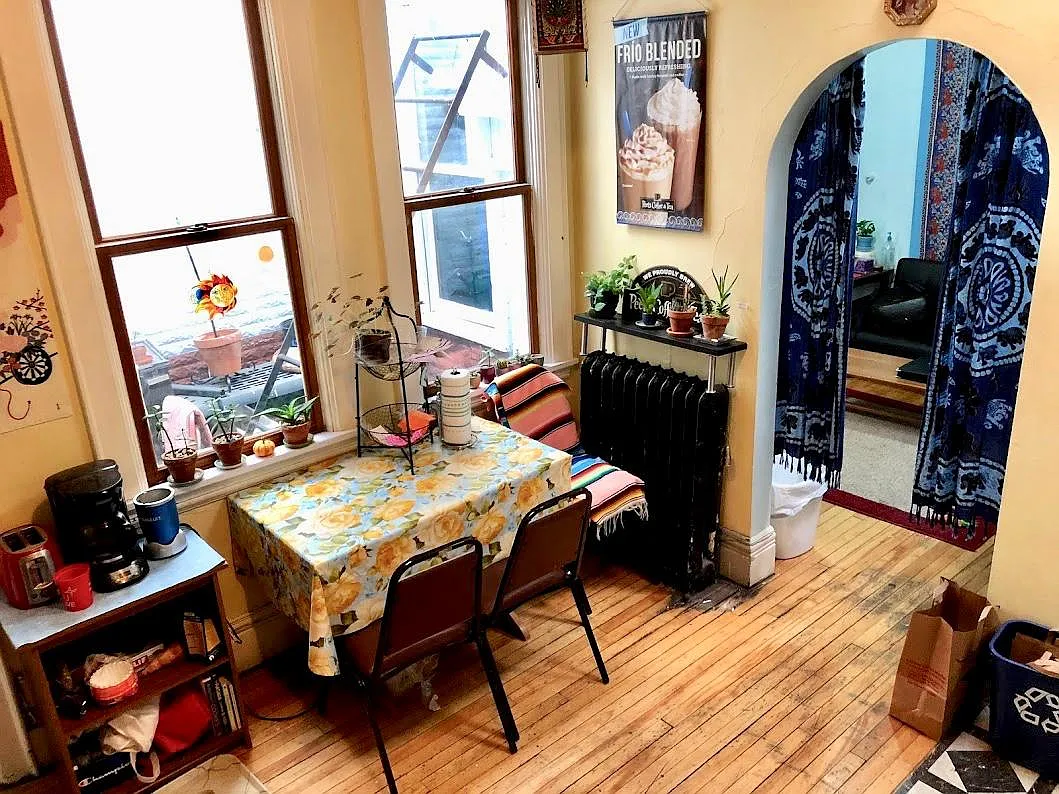 2 bed, 750 sqft, $1,400 — Photo 3