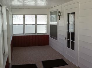 3731 S 17th St, Lincoln, NE 68502