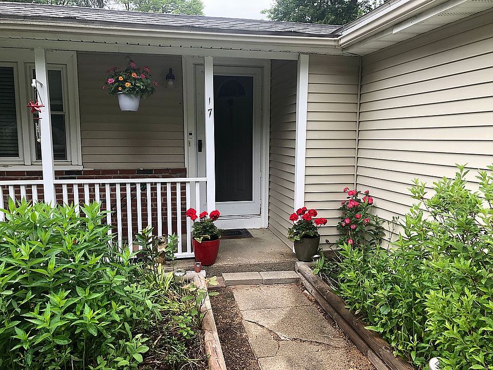 2nd image of 17 Brookview Rd