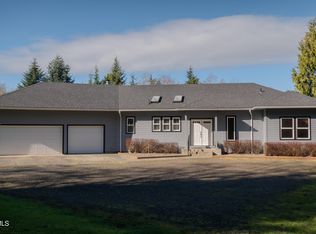 35567 Dow Ln, Astoria, OR 97103