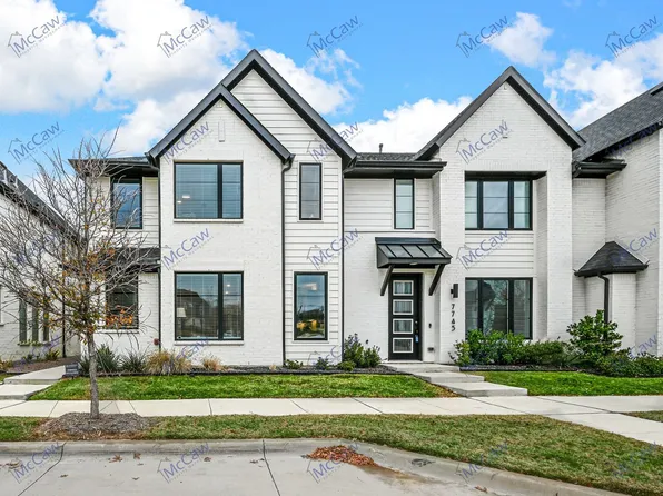 7741 Reis Ln, North Richland Hills, TX 76182