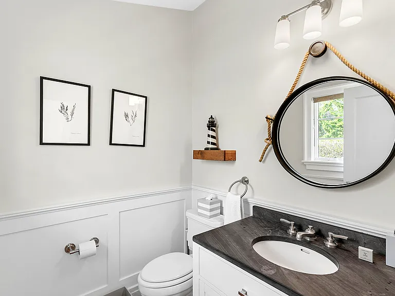 272 Old Montauk Hwy #3 — Photo 10