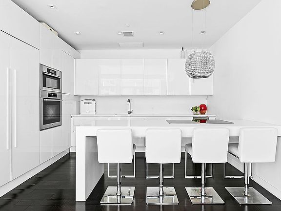 4th image of 111 Fulton St Penthouse 211
