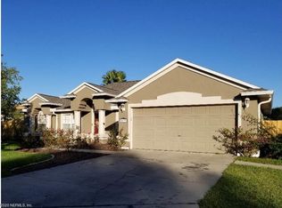 1033 Deer Spring Dr, Jacksonville, FL 32221