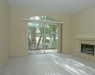 11723 VillageView - Family