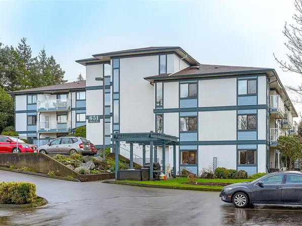 651 Jolly Pl #206, Saanich, BC V8Z 6R9
