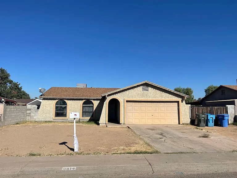 6814 W Cypress St — Photo 3
