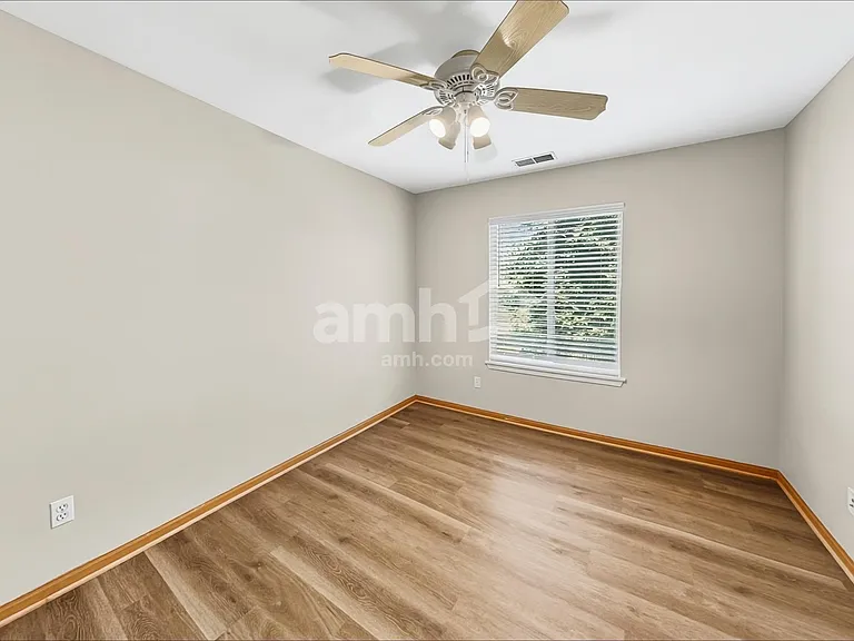 14233 S Hillsdale Ct — Photo 16