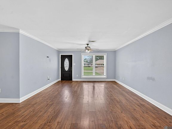 3rd image of 7845 Oneal Rd