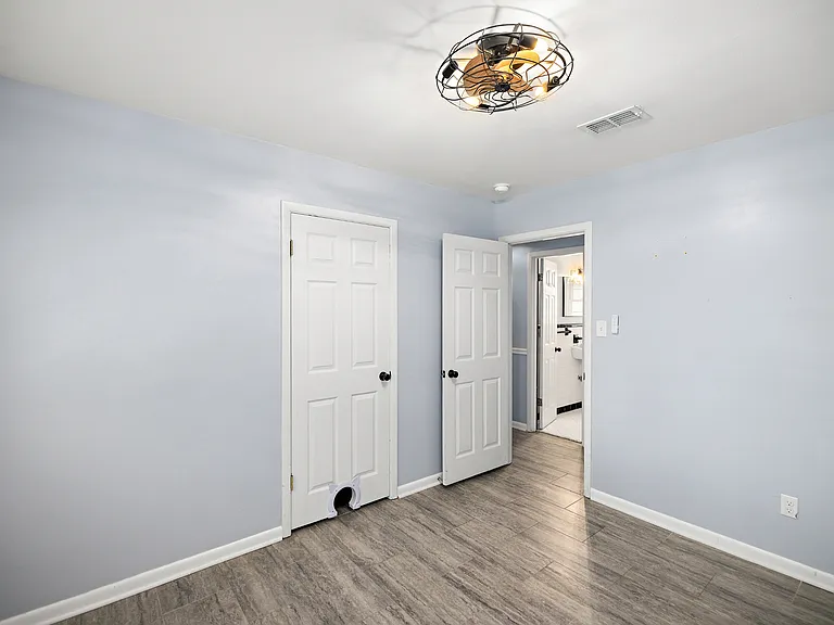 328 Plymouth Ave — Photo 33