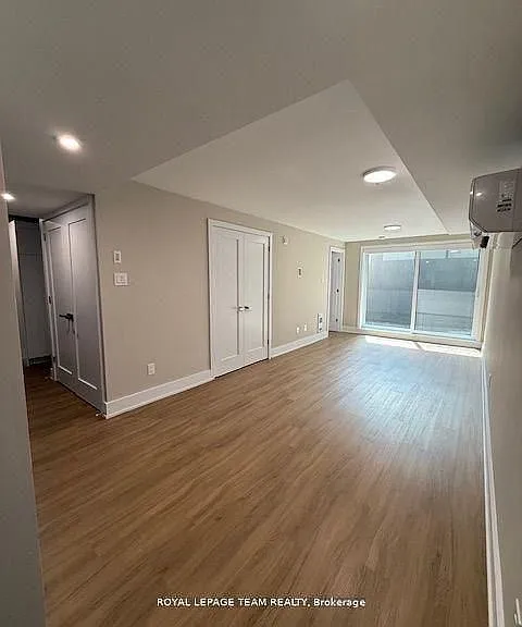 366 Winona Ave #2 — Photo 3